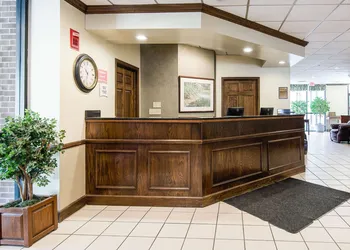 Econo Lodge Inn & Suites Norton - Wise South hotel thumbnail 3