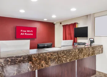 Red Roof Inn Albuquerque - Midtown hotel thumbnail 3