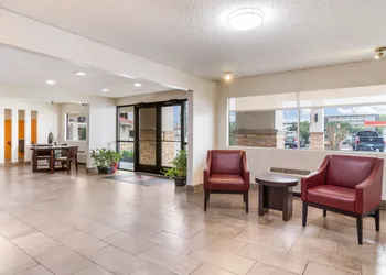 Red Roof Inn Albuquerque - Midtown hotel thumbnail 4