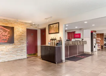 Red Roof Inn Albuquerque - Midtown hotel thumbnail 5