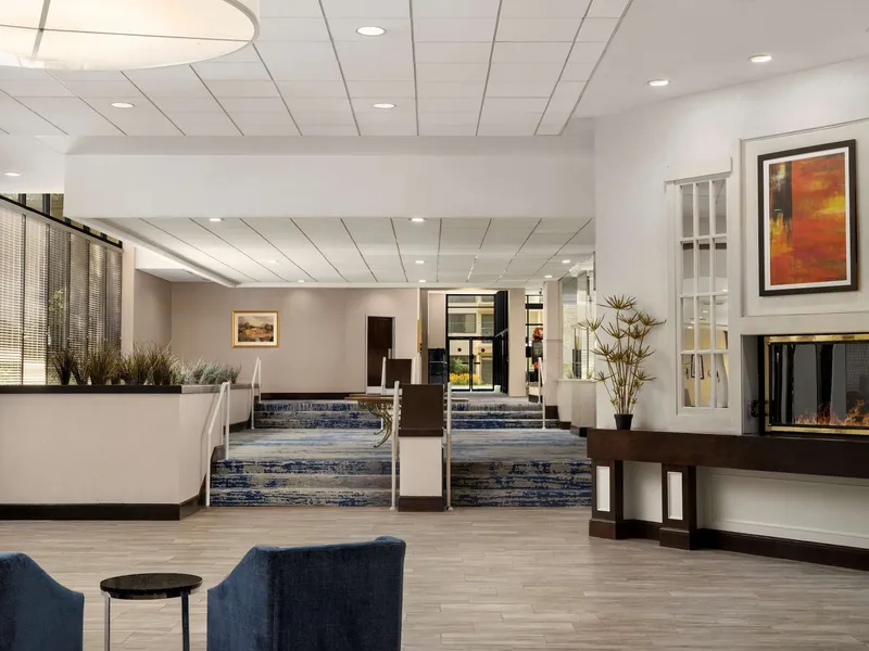 DoubleTree by Hilton Williamsburg hotel detail image 2