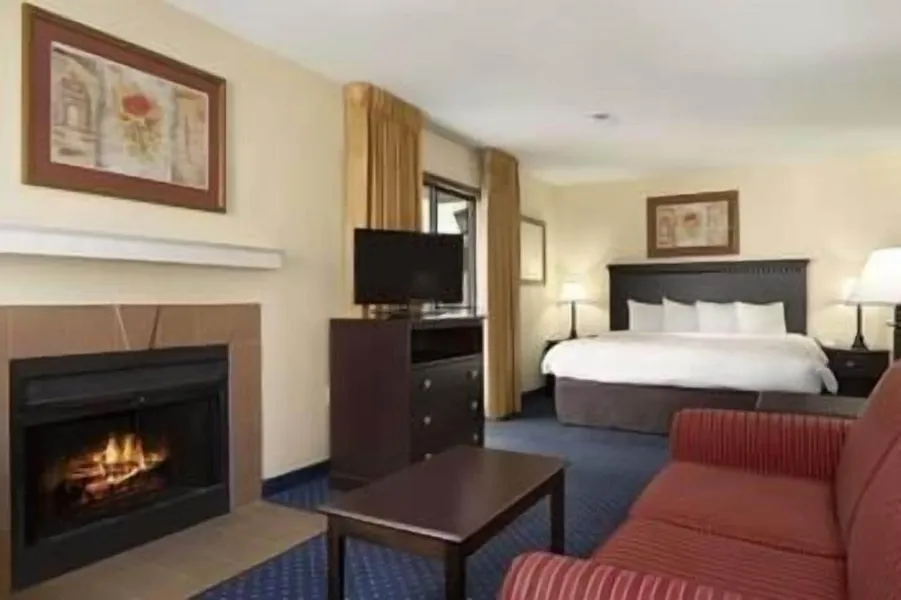 Suburban Studios hotel detail image 2