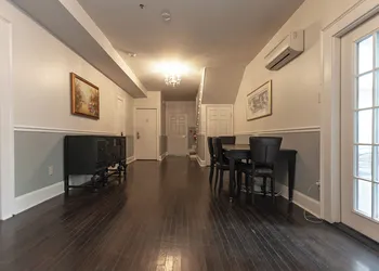 Historic Streetcar Inn hotel thumbnail 2