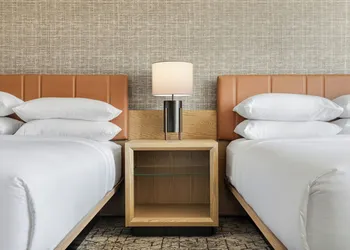 Sheraton Charlotte Hotel hotel thumbnail 5