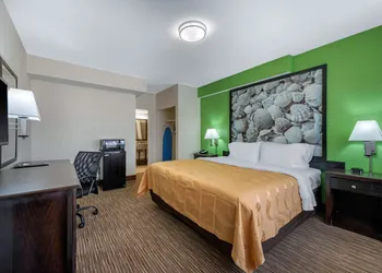 Quality Inn Daytona Beach Oceanfront hotel thumbnail 7