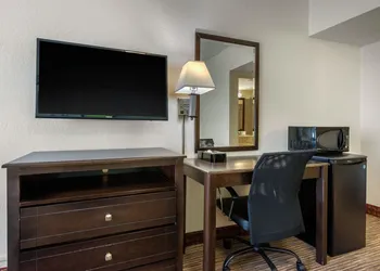 Quality Inn Daytona Beach Oceanfront hotel thumbnail 8