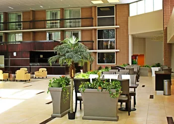 Clarion Inn Sheffield Muscle Shoals hotel thumbnail 2