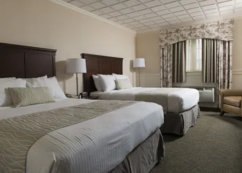Bird in Hand Family Inn hotel thumbnail 4