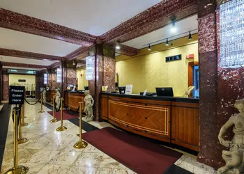 Congress Plaza Hotel hotel thumbnail 3