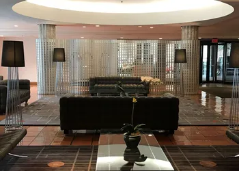 Washington Plaza Hotel hotel thumbnail 4