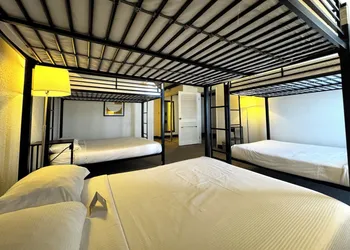 OYO Hotel and Casino Las Vegas hotel thumbnail 7