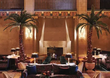 The Hollywood Roosevelt hotel thumbnail 5