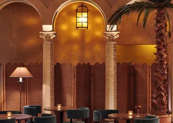 The Hollywood Roosevelt hotel thumbnail 8