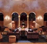 The Hollywood Roosevelt hotel detail image 4