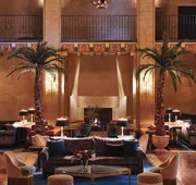 The Hollywood Roosevelt hotel detail image 5