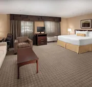 Tuscany Suites & Casino hotel detail image 5
