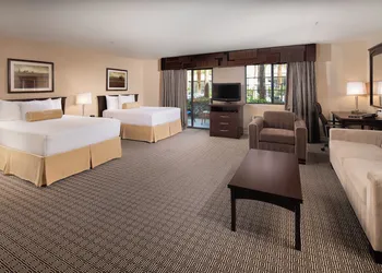 Tuscany Suites & Casino hotel thumbnail 6