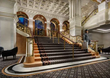 Lotte New York Palace hotel thumbnail 2