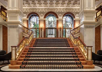 Lotte New York Palace hotel thumbnail 6