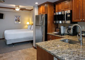 Beaver Run Resort & Conference Center hotel thumbnail 4
