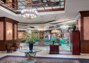 Silver Legacy Reno- A Caesars Rewards Destination hotel thumbnail 2