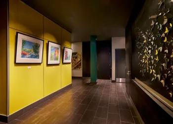 The Barnes San Francisco, Tapestry Collection by Hilton hotel thumbnail 2