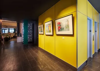 The Barnes San Francisco, Tapestry Collection by Hilton hotel thumbnail 3