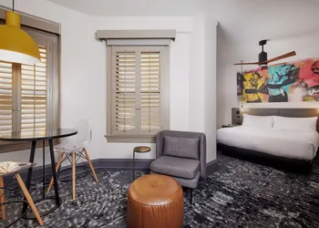 The Barnes San Francisco, Tapestry Collection by Hilton hotel thumbnail 6