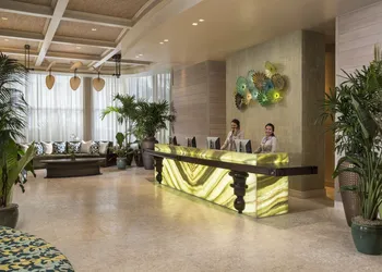 The Palms Hotel & Spa hotel thumbnail 2