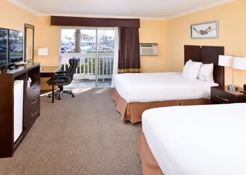 Dana Point Marina Inn hotel thumbnail 5