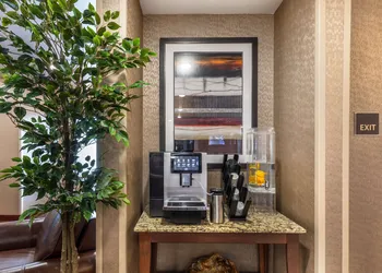 Best Western Plus Casper Inn & Suites hotel thumbnail 3