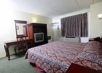 Meadowbrook Motor Lodge hotel thumbnail 6