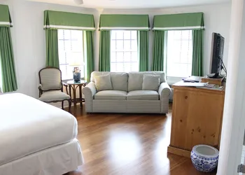The Bellmoor Inn & Spa hotel thumbnail 6