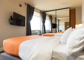 Romana Hotel - NYC hotel thumbnail 8
