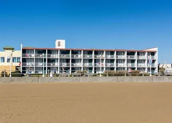 Ocean 27 hotel thumbnail 5