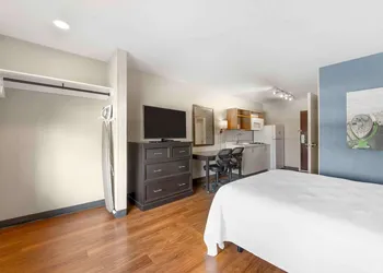 Extended Stay America Premier Suites - Fort Lauderdale - Convention Center - Cruise Port hotel thumbnail 6