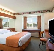 Microtel Inn & Suites by Wyndham Pueblo hotel detail image 7