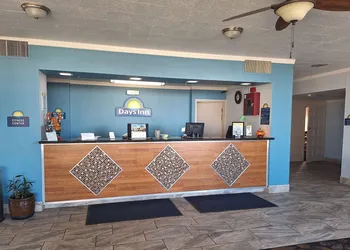 Days Inn by Wyndham Colorado City hotel thumbnail 3