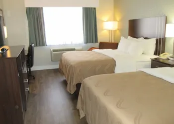 Quality Inn & Suites Pueblo West hotel thumbnail 5