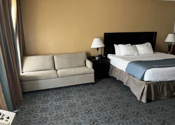 Budget Inn hotel thumbnail 4