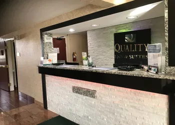 Quality Inn & Suites Middletown - Franklin hotel thumbnail 2