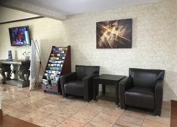 Quality Inn & Suites Middletown - Franklin hotel thumbnail 4