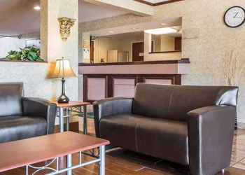 Quality Inn & Suites Middletown - Franklin hotel thumbnail 6