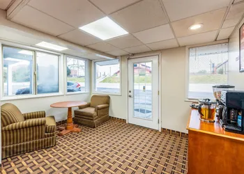 Econo Lodge Franklin - Springboro hotel thumbnail 4