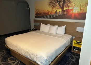 Days Inn by Wyndham Laramie hotel thumbnail 7