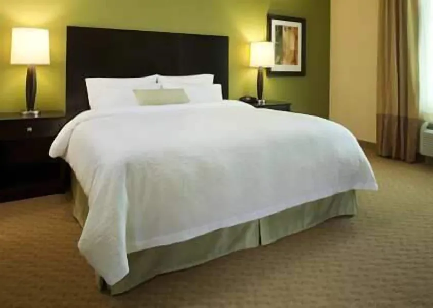 Hampton Inn & Suites Philadelphia/Bensalem hotel detail image 6