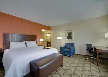 Hampton Inn & Suites Philadelphia/Bensalem hotel thumbnail 7