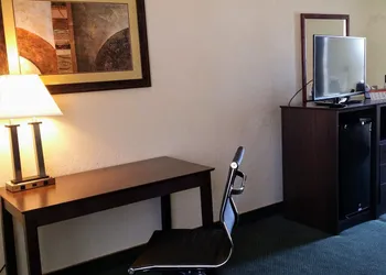 Super 8 by Wyndham Wendover hotel thumbnail 6