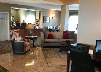 GrandStay Hotel & Suites hotel thumbnail 3