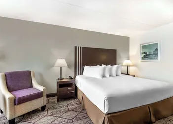 Best Western Plus Longbranch Hotel & Convention Center hotel thumbnail 8